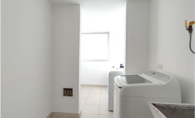 VENTA  APARTAMENTO TRANSITMICA PH CENTRAL PARK (GS)