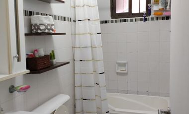 Casa en venta de 4 dormitorios c/ cochera en Otros Barrios