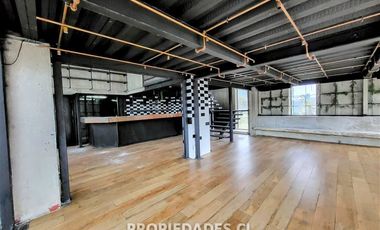 Local Comercial en Arriendo en PATIO LA DEHESA / J. A. DÉLANO / LOS TRAPENSES