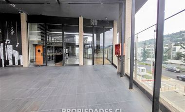 Local Comercial en Arriendo en PATIO LA DEHESA / J. A. DÉLANO / LOS TRAPENSES