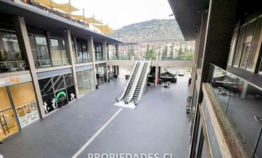 Local Comercial en Arriendo en Patio La Dehesa / Los Trapenses / J. Alcalde Délano