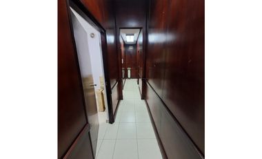 SE ALQUILA CASA COMERCIAL EN BELLA VISTA