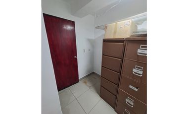 SE ALQUILA CASA COMERCIAL EN BELLA VISTA