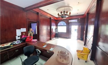 SE ALQUILA CASA COMERCIAL EN BELLA VISTA