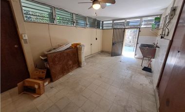 SE VENDE CASA EN BELLA VISTA