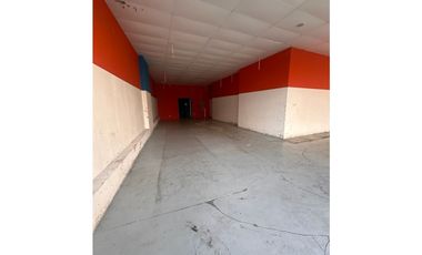 SE ALQUILA LOCAL COMERCIAL EN VIA ESPAÑA