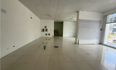 SE ALQUILA LOCAL COMERCIAL EN VIA ESPAÑA