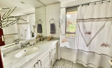 Departamento en Venta en La Dehesa / El Tranque