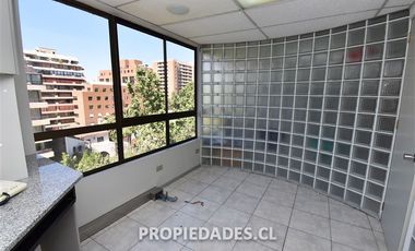 Oficina en Venta en Napoleón / El Golf