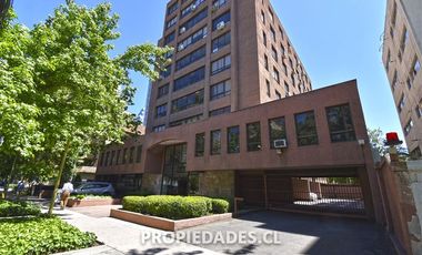 Oficina en Venta en Napoleón / El Golf