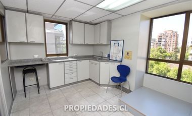 Oficina en Venta en Napoleón / El Golf