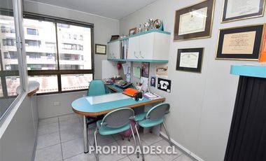 Oficina en Venta en Napoleón / El Golf