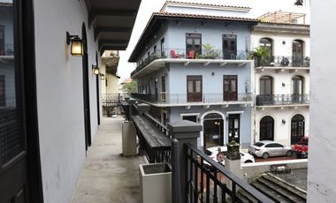 SE ALQUILA LOCAL COMERCIAL EN CASCO VIEJO