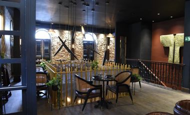 SE ALQUILA LOCAL COMERCIAL EN CASCO VIEJO