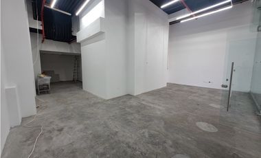 SE ALQUILAN LOCALES COMERCIALES EN VIA ESPAÑA