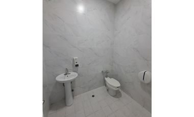 SE ALQUILAN LOCALES COMERCIALES EN VIA ESPAÑA