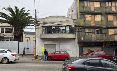 Oficina en Arriendo en Centenario / Lauro Barros