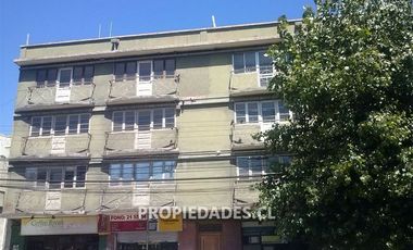 Oficina en Arriendo en Centenario / Lauro Barros