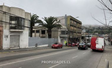 Oficina en Arriendo en Centenario / Lauro Barros