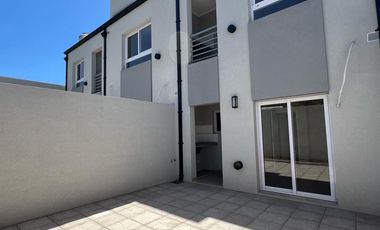 VENTA DE DEPARTAMENTO EN Lobos