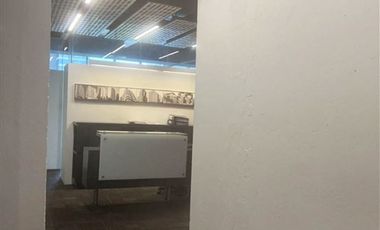 Oficina en Venta en Av. Apoquindo - Torremolinos