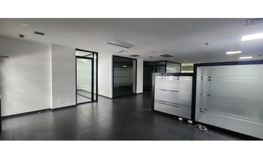 SE ALQUILA LOCAL COMERCIAL EN VIA ESPAÑA