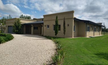 VENTA DE CASA EN Lobos