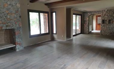 Casa En Venta Country St Thomas - Estilo Unico - Canning