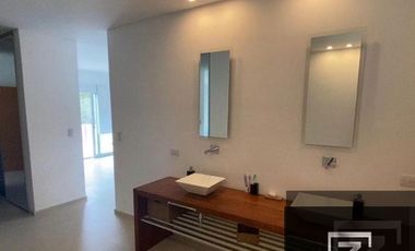 Casa en venta de 5 dormitorios c/ cochera en Saint Thomas