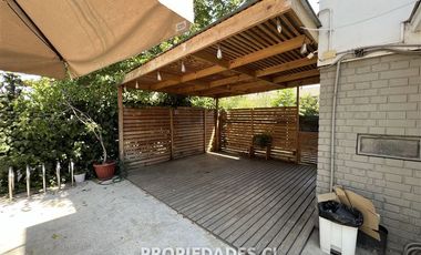 Casa en Arriendo en Sector Valenzuela Castillo con Antonio Varas