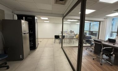 Oficina en Venta en Av. Apoquindo / Coronel Pereira / Escuela Militar