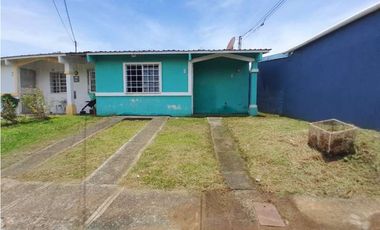 VENTA CASA EN RESIDENCIAL MARAZUL LA CHORRERA (OF)