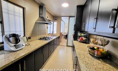 Casa en Venta en POCURO / RICARDO LYON