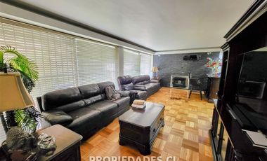 Casa en Venta en POCURO / RICARDO LYON