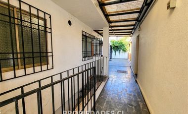 Casa en Venta en POCURO / RICARDO LYON