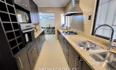 Casa en Venta en POCURO / RICARDO LYON