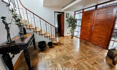 Casa en Venta en POCURO / RICARDO LYON