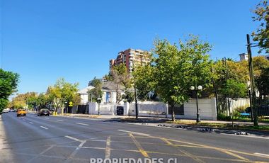 Casa en Arriendo en ELIODORO YAÑEZ / LOS LEONES / SUECIA