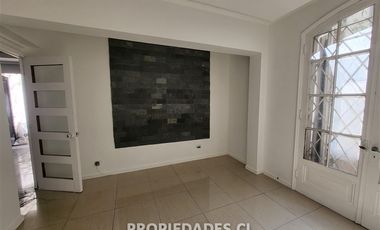 Casa en Arriendo en ELIODORO YAÑEZ / LOS LEONES / SUECIA