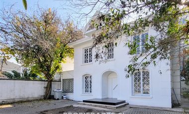 Casa en Arriendo en ELIODORO YAÑEZ / LOS LEONES / SUECIA