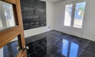 Casa en Arriendo en ELIODORO YAÑEZ / LOS LEONES / SUECIA