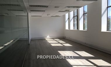Oficina en Arriendo en Av. Santa María / Calle del Arzobispo