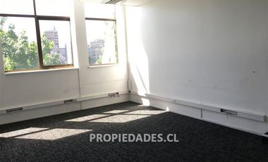 Oficina en Arriendo en Av. Santa María / Calle del Arzobispo