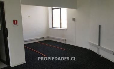 Oficina en Arriendo en Av. Santa María / Calle del Arzobispo