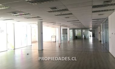 Oficina en Arriendo en Av. Santa María / Calle del Arzobispo
