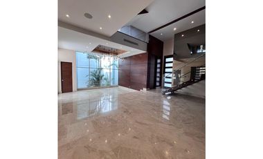 Casas en Altos de Golf | Altos del golf, barriada cerrada, casa