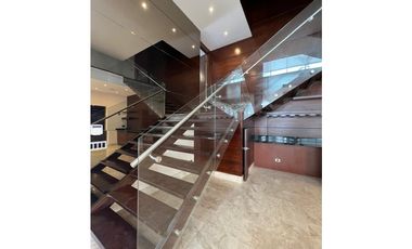 Casas en Altos de Golf | Altos del golf, barriada cerrada, casa