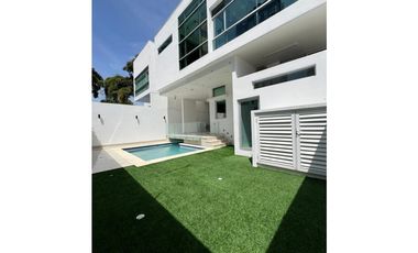 Casas en Altos de Golf | Altos del golf, barriada cerrada, casa