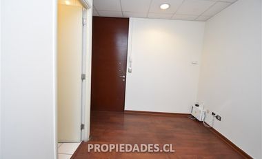 Oficina en Arriendo en Raúl Labbé / Puente Nuevo