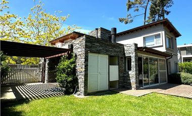 CASA ESPARTILLO , ZONA ALAMOS CON PISCINA CLIMATIZADA